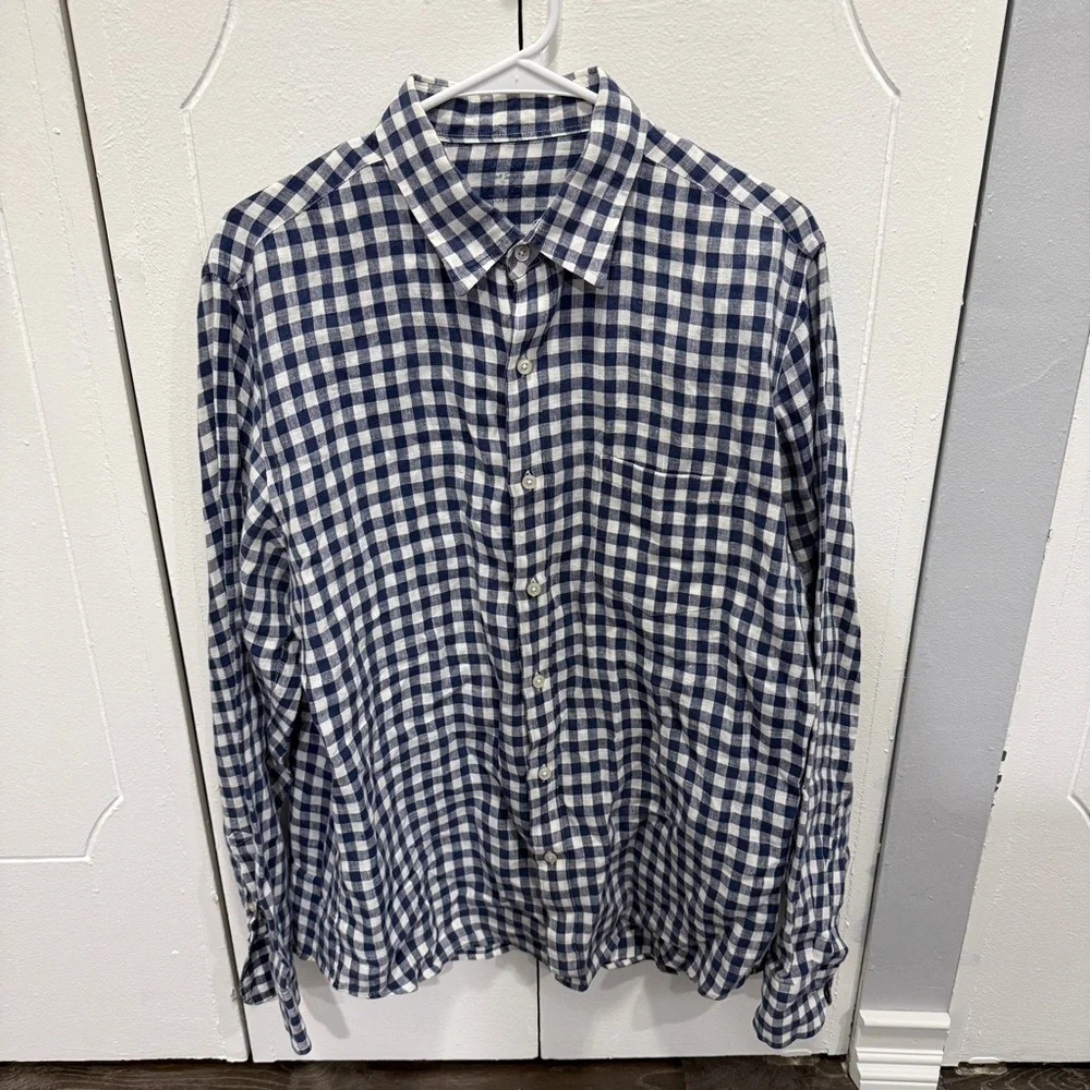 J Crew Blue and White Long Sleeve Linen Button Down